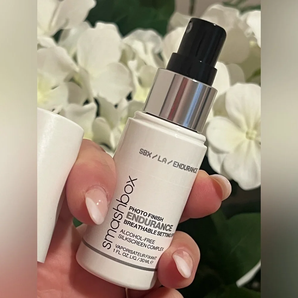 SMASHBOX • PHOTO FINISH ENDURANCE • BREATHABLE SETTING SPRAY